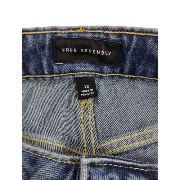 Free Assembly Womens 12 Cut Off Shorts 90s Style Blue Denim High Rise New - Picture 10 of 12